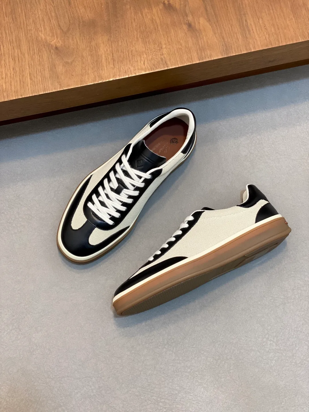 💰760 Loro Piana - Classic casual shoes, men's lace-up casual shoes and sneakers, high-quality lightweight and comfortable fabrics, suitable for outdoor leisure, the color scheme is young and energetic, and it looks great with sportswear or casual suits! Code number: 39-44 (38, 45, 46, can be customized)